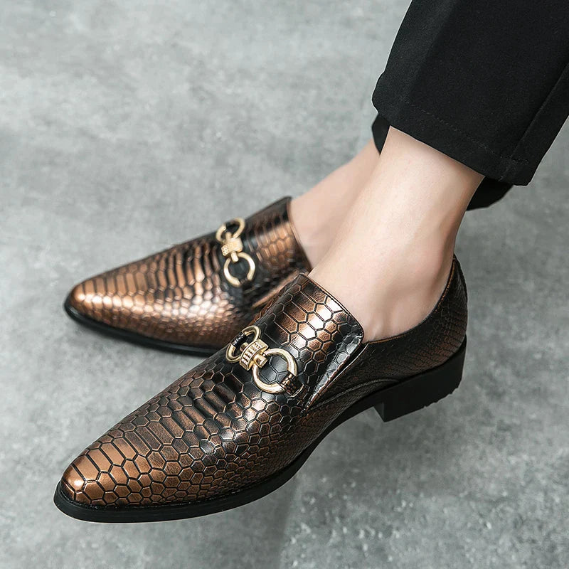 Retro Bronze Loafers Non-Slip Men Shoes Pointed Toe Dress Leather Shoes Luxury Brand Social Dress Shoe Male Comfortable for Men