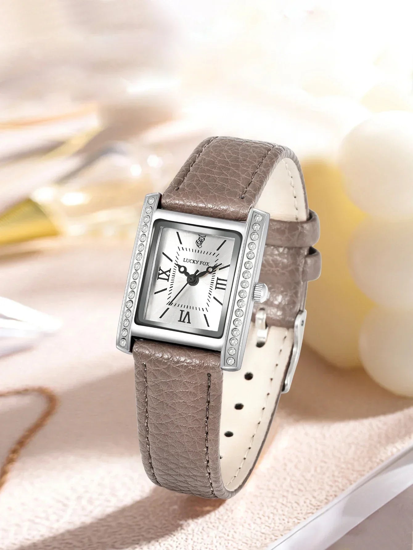 Woman Watches Diamond design Laides Quartz Wristwatches Elegant Women's Clock Luxury watch