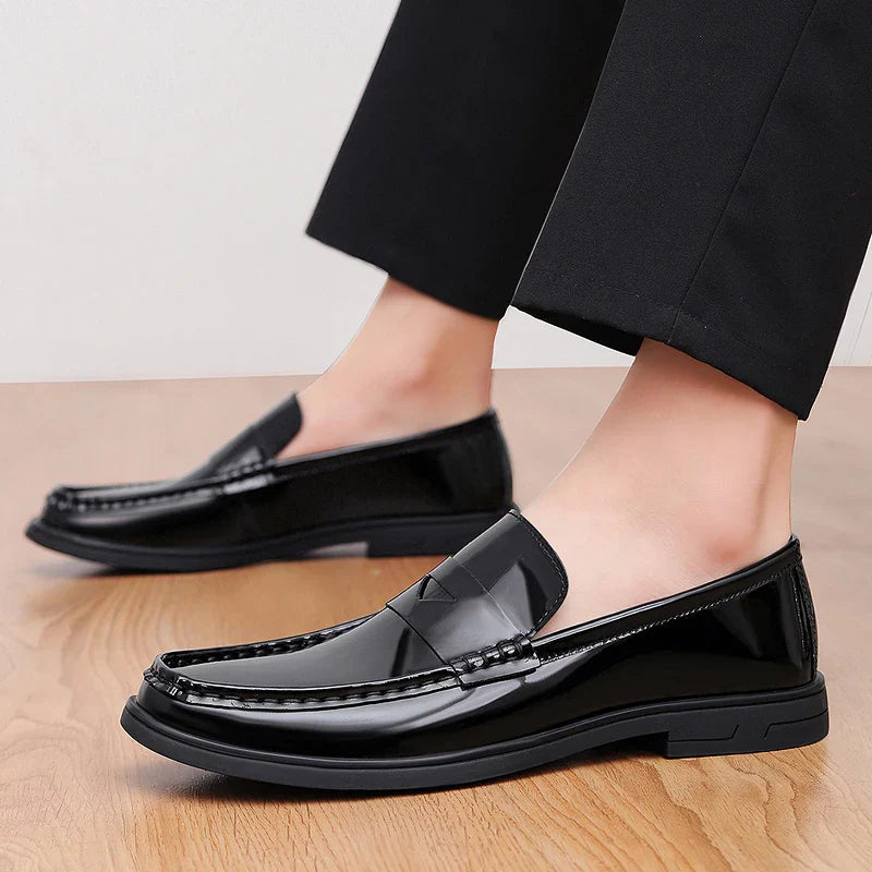 Elegant Travel Mens Loafers Fashion Casual Shoes High Quality Business Shoes Classic Man Moccasins Driving Shoes Slip on Flats