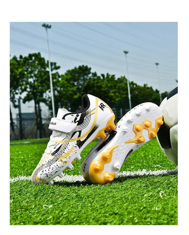 New Men Kids Professional Soccer Shoes Grass Boys Ultralight Football Boots Match Training Shoes Cleats Non-Slip Drop Shipping