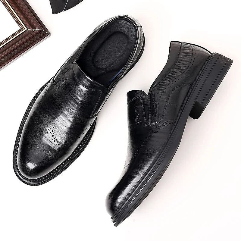 British Style Brand Men's Dress Shoes Fashion Patent Leather Men Business Flat Shoes Breathable Men Formal Office Working Shoes