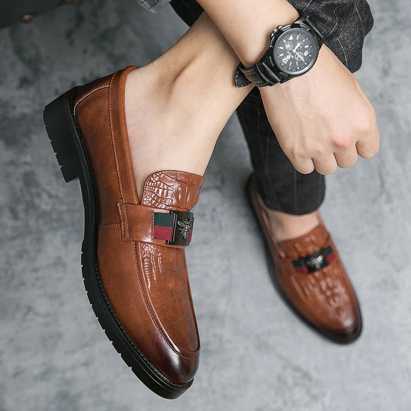 British pointy casual shoes men's nightclub hairstylist European station men's shoes lazy bean shoes fashion shoes