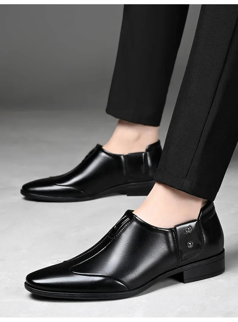 Patent Leather Casual Business Shoes for Men Solid Color Fashion Leather Shoes Male Spring Autumn New Designer Brogue Shoe Man