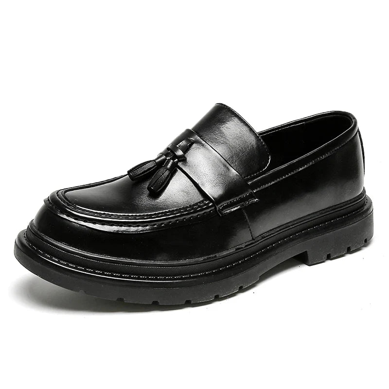 Man luxury Brand British Classic Pointed Dress Shoes Mens Patent Leather Black Wedding Shoes Oxford Formal Shoes Glossy Fashion