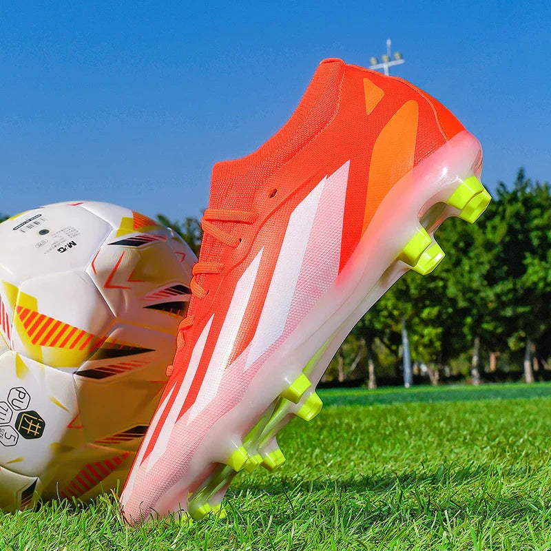 New Football Field Boots Ultralight Men Soccer Shoes Society Comfortable FG Boy Studded Sneaker Original Football Boots Sports