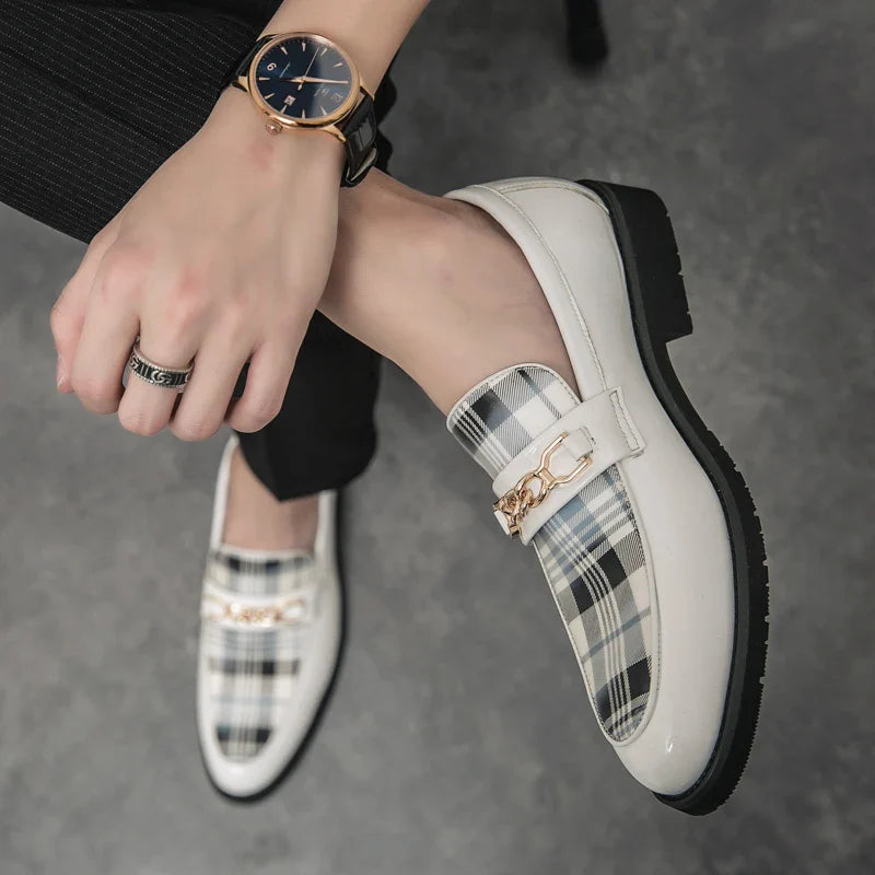 New High Quality Italian Shoe for Men Loafers Casual Men Shoes Luxury Leather Slip-on British Style Striped Soft Shoes Moccasins