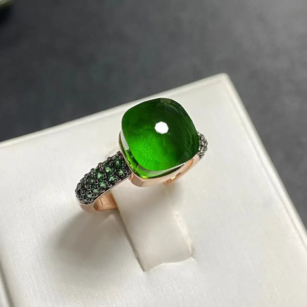Emerald Ring for Women Green Zircon Inlay Rose Gold & Black Gun Plated 30 Colors Candy Crystal Style Jewelry Birthday Gift