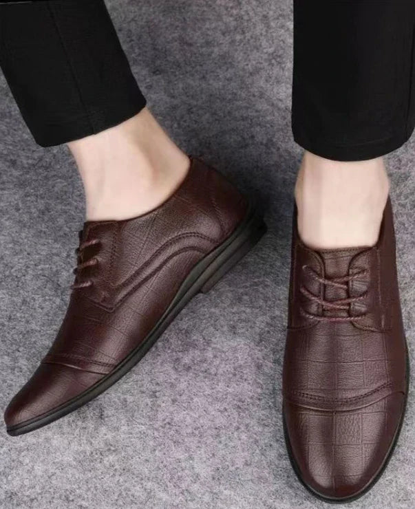 Pointed Toe Black Soft Men's Leather Shoes Comfortable Low Price Summer Male Casual Shoe Retro Elegant Designer Social Footwear