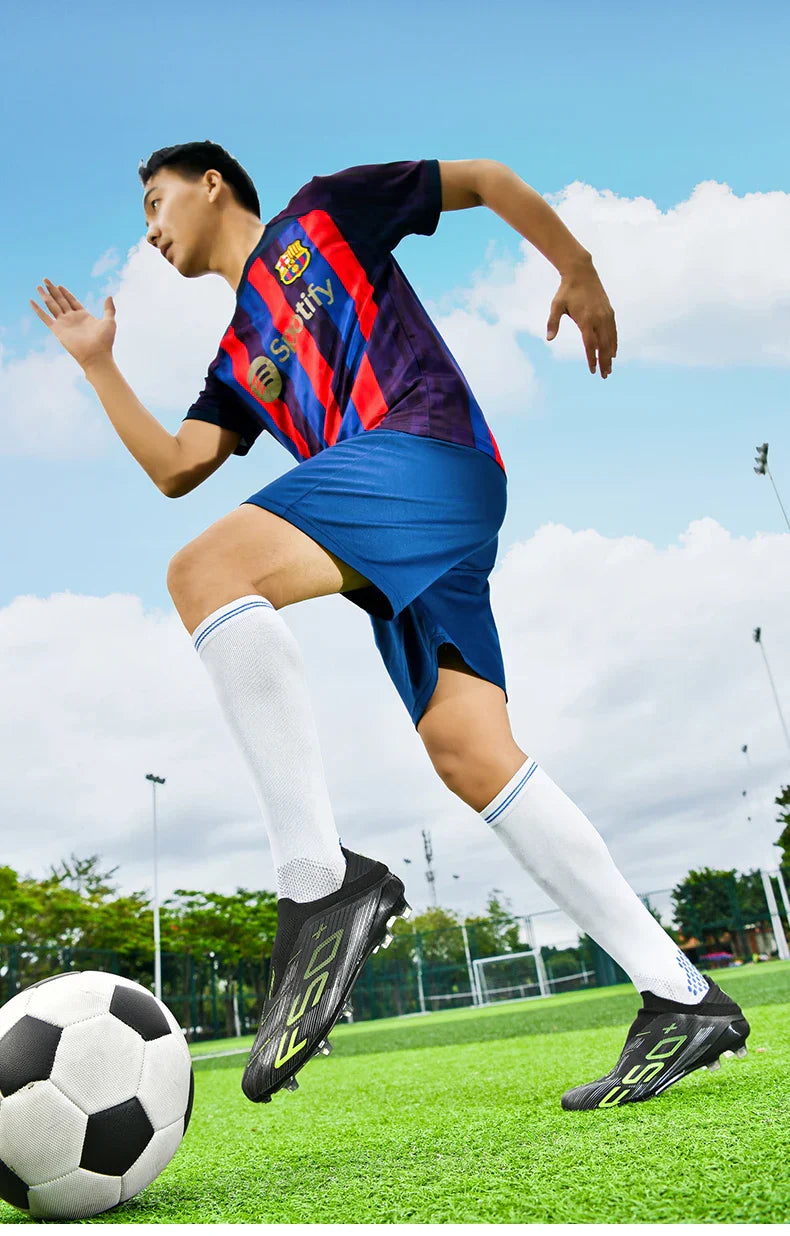 New Men Soccer Shoes Futsal Football Boots Sneakers Match Grass Cleats High-quality Non-Slip Indoor Hot-selling High-top Outdoor