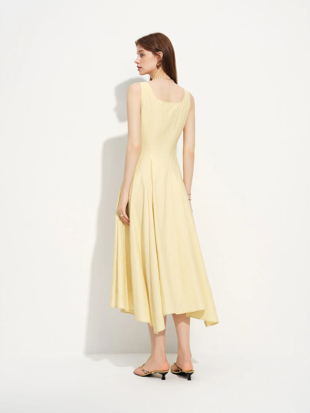 2026 Summer Women's Square Neck A-Line Midi Dress, Sleeveless Waist-Cinching Flowy Maxi for Minimalist Quiet Luxury Style