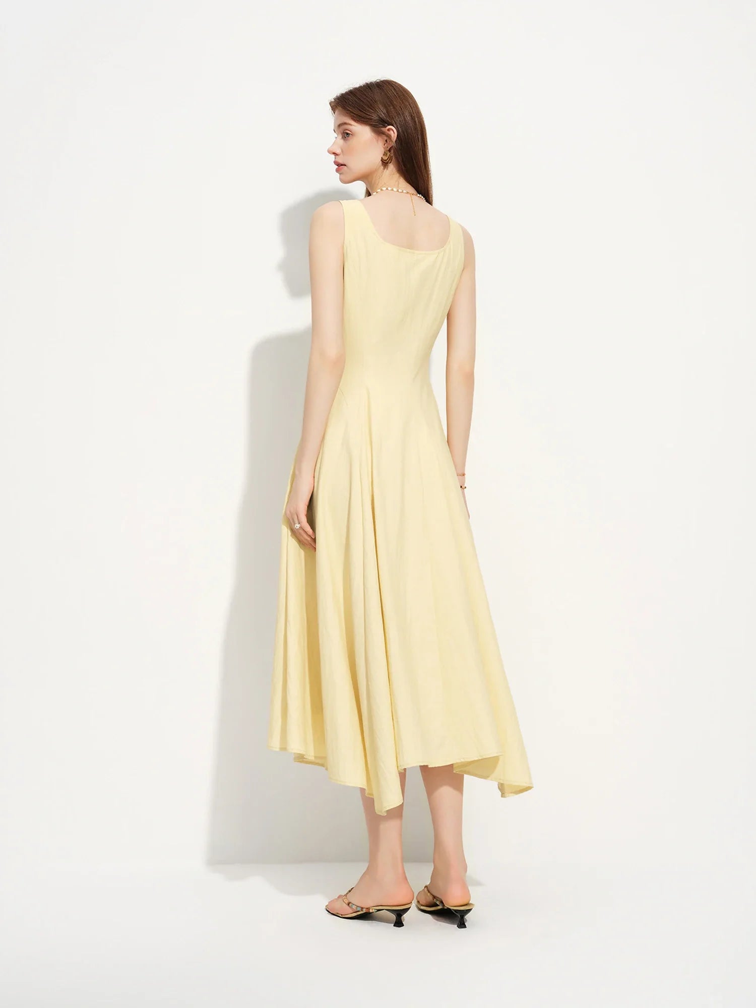 2026 Summer Women's Square Neck A-Line Midi Dress, Sleeveless Waist-Cinching Flowy Maxi for Minimalist Quiet Luxury Style