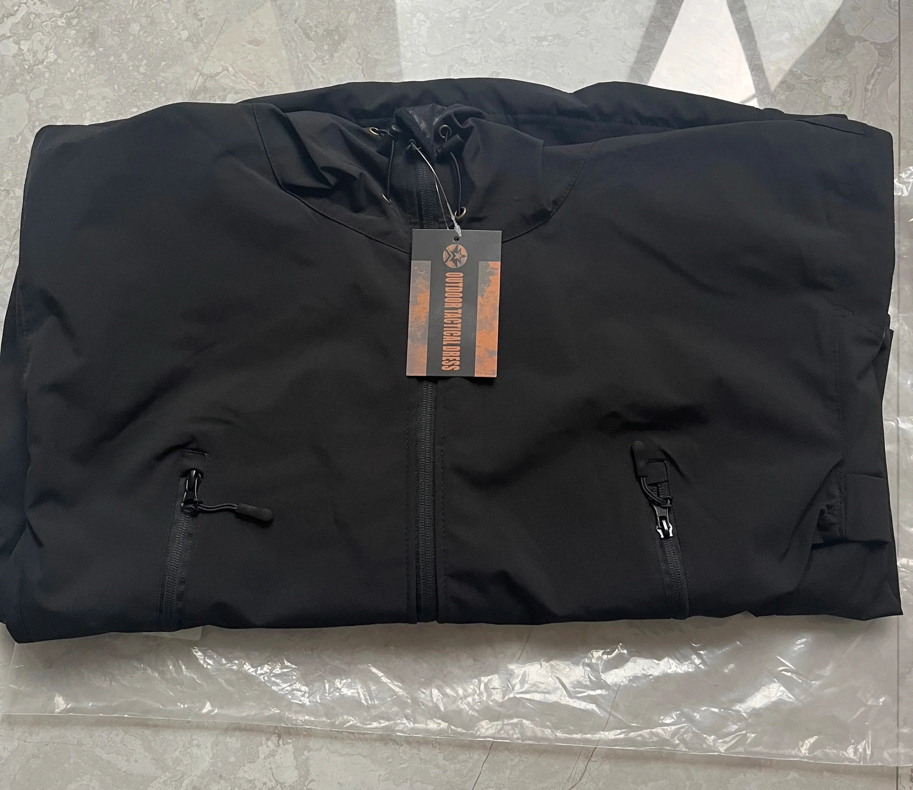 2024 New Fashionable Shark Skin Soft Shell Jacket Men's Tactical Windproof Waterproof Jacket Men's Jacket Hooded Jacket