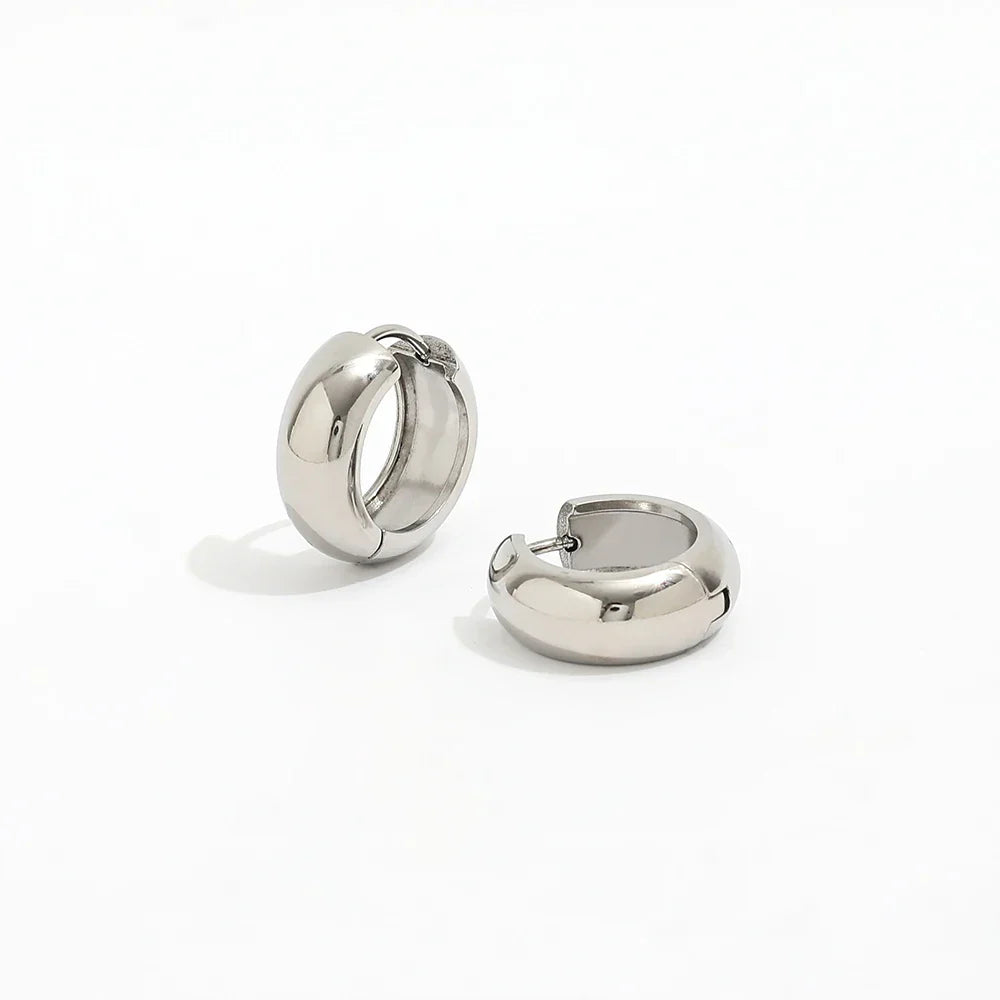 Jewelry Waterproof & Tarnish Free Minimalist PVD New Small Circle Huggie Stainless Steel Earring for Women