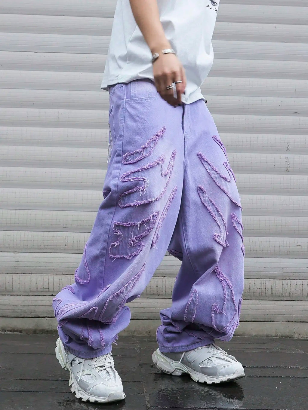 High - street style purple distressed frayed jeans for men, loose, trendy street hip - hop wide - leg pants