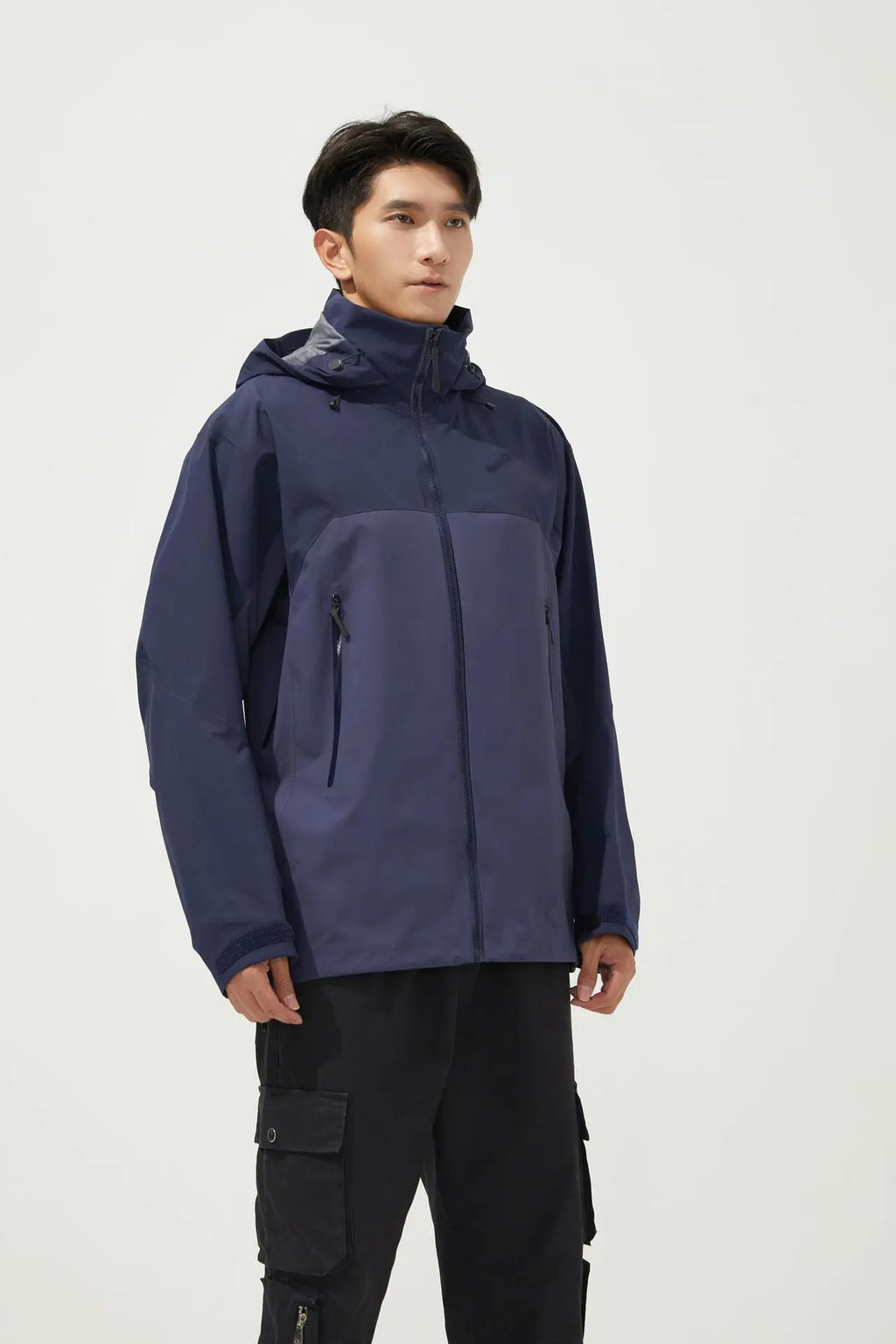 2026 Outdoor Men's and Women's, Fashionable, Windproof and Waterproof, Mountaineering, Breathable, Travel, Camping, Windbreaker