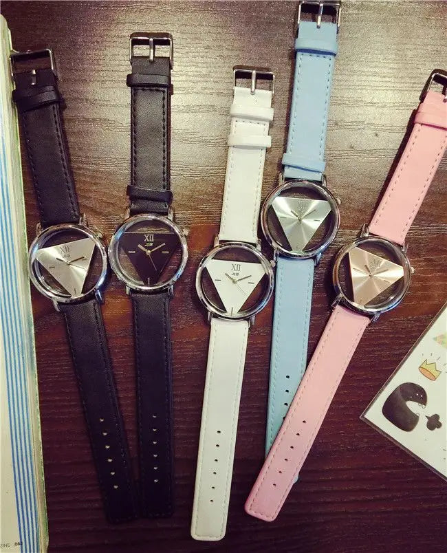 Fashion Simple Triangular Glass Watch Nail Bracelet Set Quartz Watch