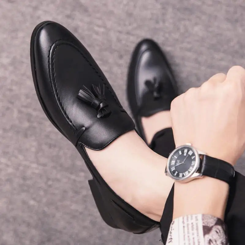 With Tassels Loafers Office Leather Shoes for Men Platform Thick Sole Pointed Toe Man Casual Shoe High Quality Fashion Elegant