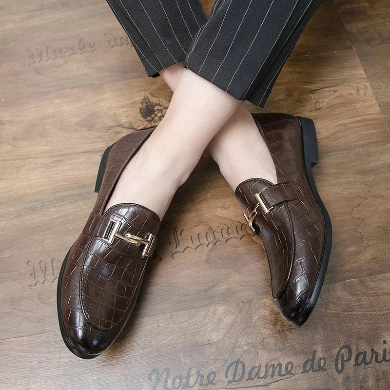 2024 High Quality Casual Leather 38~48 Designer Mens Dress Wedding Black Fashion Office Business Loafers Formal Shoes for Men