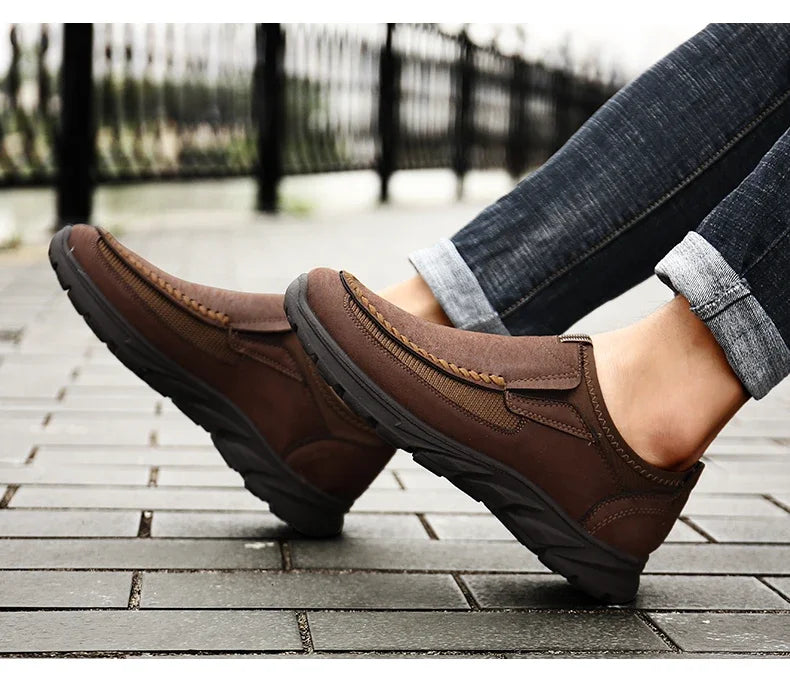 Men Casual Shoes Breathable Loafers Sneakers Fashion Comfortable Flat Handmade Retro Leisure Loafers Shoes Men Shoes