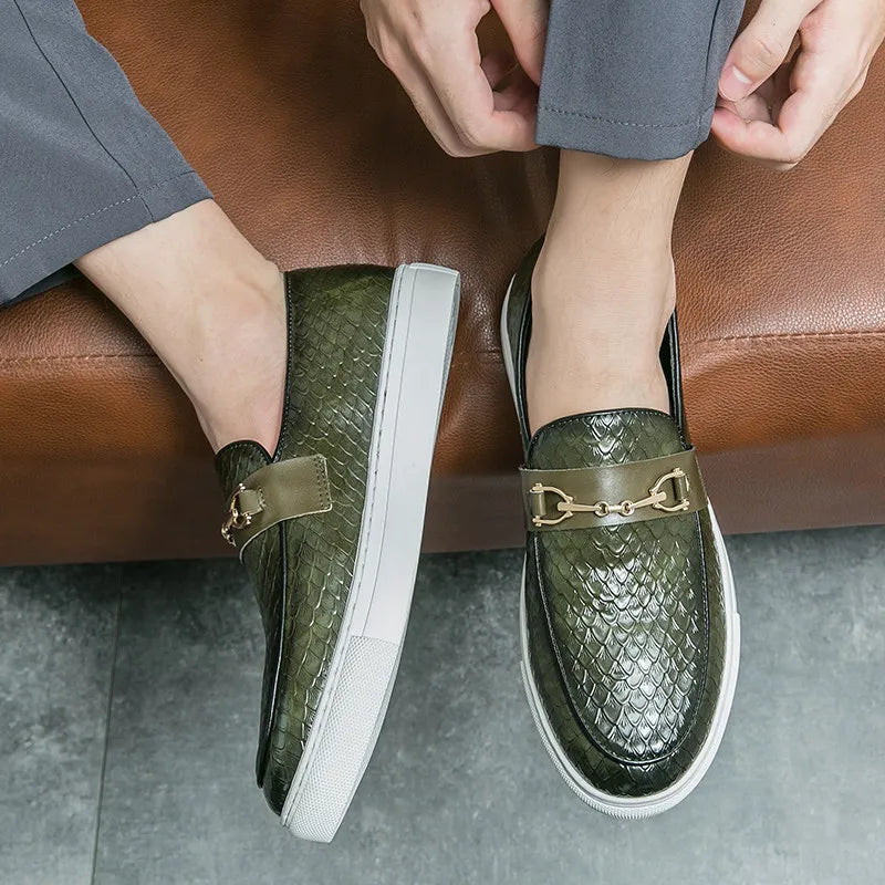 British style Green Leather Loafers Men Fashion Business Office Casual Shoes Men Moccasins Casual Dress Leather Shoes for Men