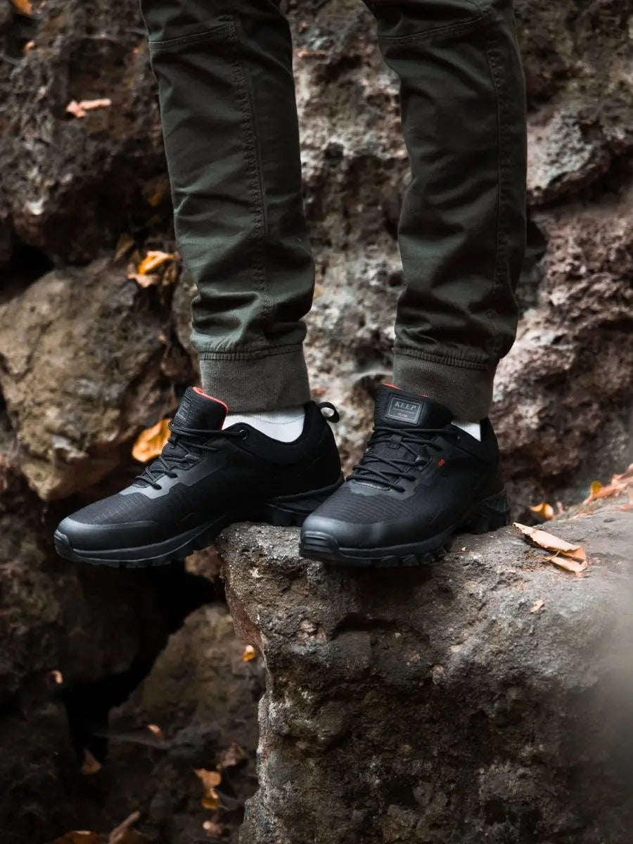 Men Non-Slip Sneakers Wear-Resistant Hiking Shoes Men Anti Splash Water Outdoor Sneakers Male Comfort Walking Shoes