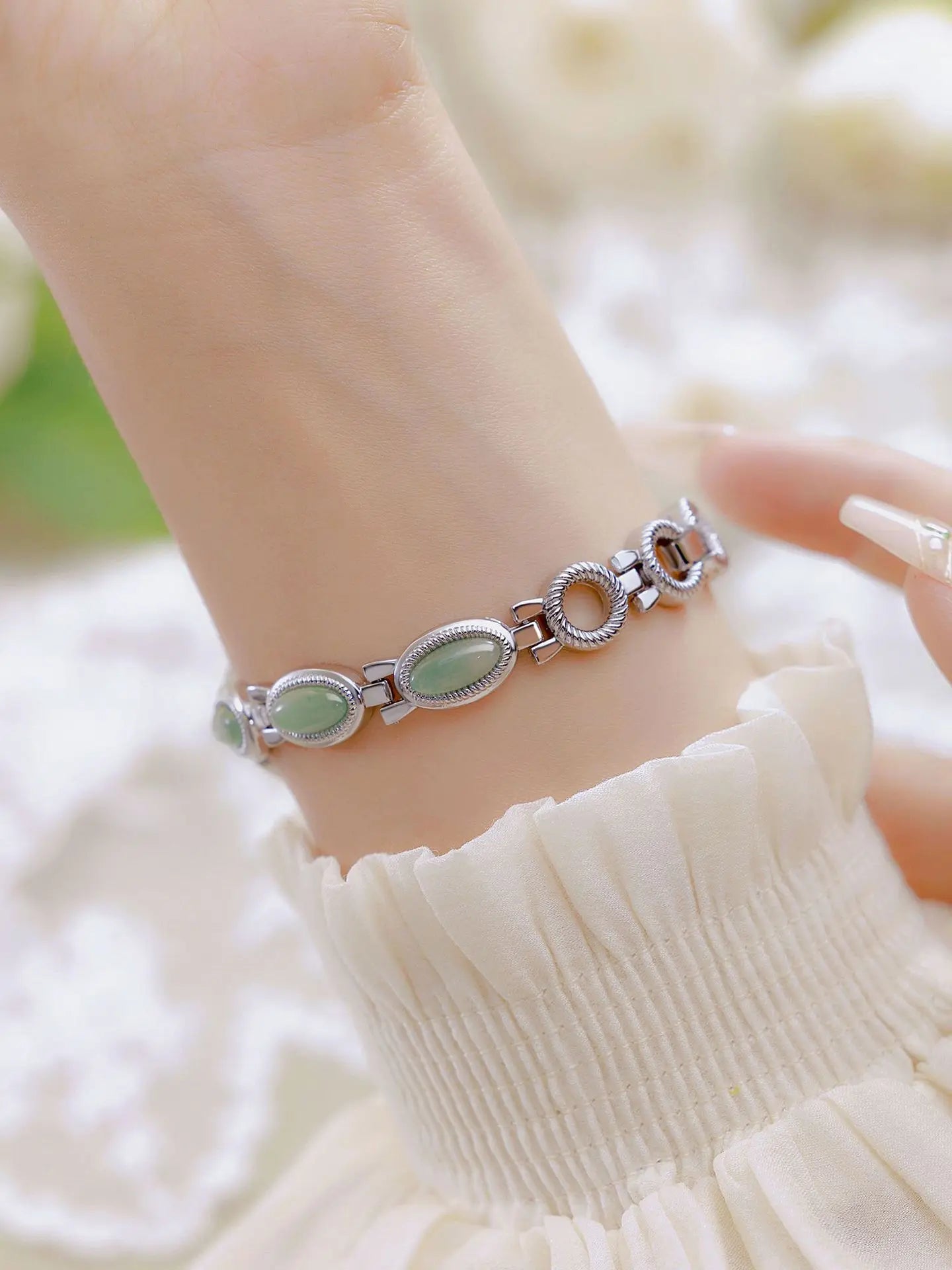 Women's Watch Ladies Bracelet Luxury Brand Waterproof Retro Natural Dongling Stone Hotan Jade Advanced Chain Watches Gift