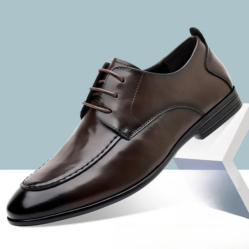 Spring Autumn New Pointed Toe Leather Shoes Men Fashion Business Casual Shoe Male Lace Designer Solid Color Wedding Shoes Man