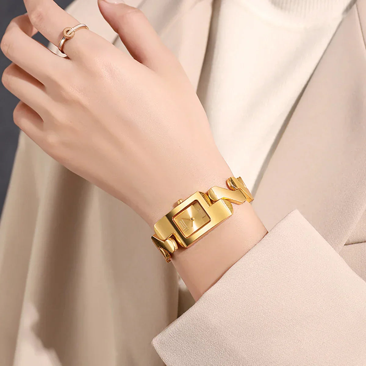 New Simple Square Arabic Digital Small Dial Steel Belt Quartz Watch