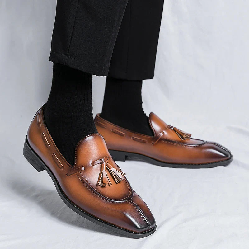 Fashion Shoe Office Shoes for Men Casual Shoes Breathable Leather Loafers Mens Driving Moccasins Comfortable Slip on 2023 Brown