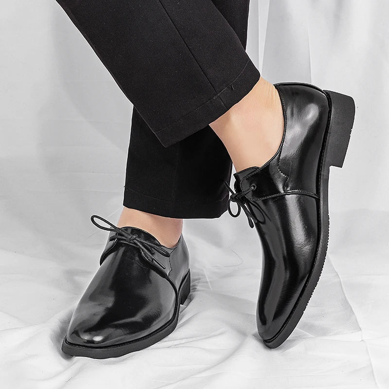 New Men's Solid-Color Belt Casual Shoe Are Comfortable And Classic Business Office Fair Dress Shoe Are Fashionable Wedding Shoes