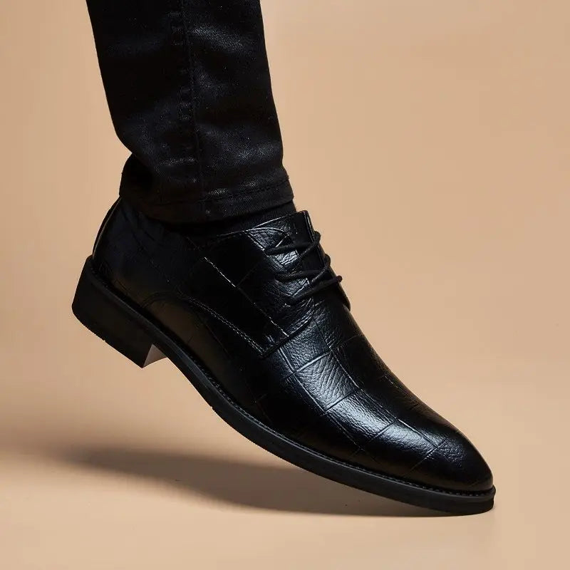 Business Formal Men's Pointed Toe Loafers with Invisible Heel Lift Korean Style Versatile Wedding Shoes for Youth Trendy Design