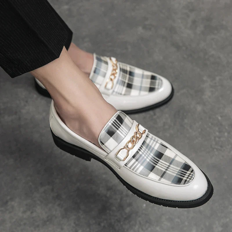 New High Quality Italian Shoe for Men Loafers Casual Men Shoes Luxury Leather Slip-on British Style Striped Soft Shoes Moccasins