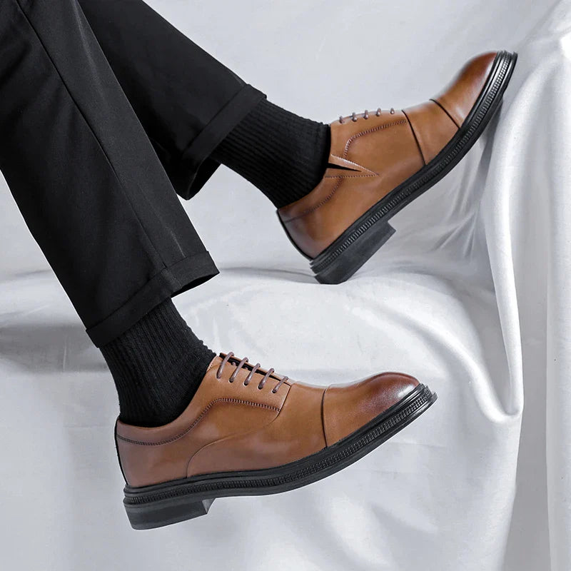 Brand Men Genuine Leather Shoes Black Wedding Bride For Formal Party Dress OEM Italian Men Shoes Casual Soft Casual Shoes