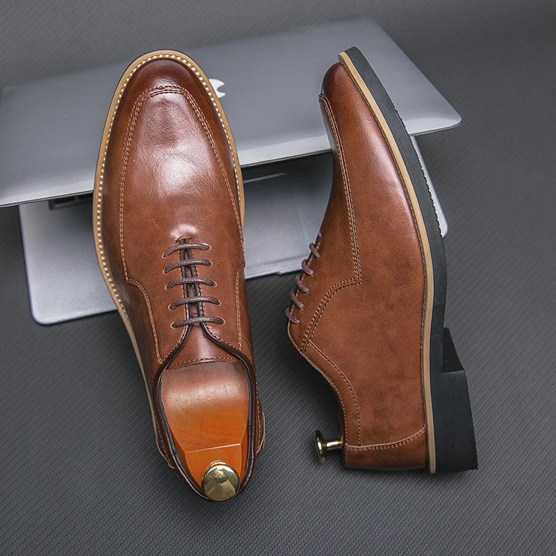 Hot Selling Pointed Dress Shoes Europe America Casual Versatile Men's Low Top Shoes High-end Banquet Office Men's Business Shoes