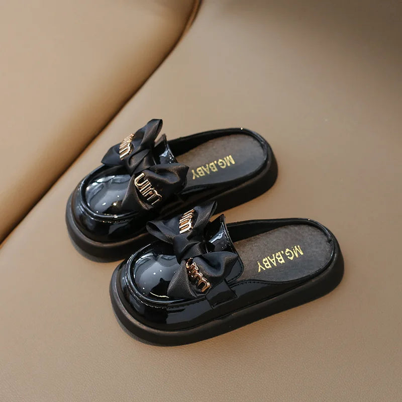 Girls Slippers with Butterfly-knot Kids Thick Flat Bottom Scandals Princess Shoes for Children Casual Leather Shoes Soft Sole
