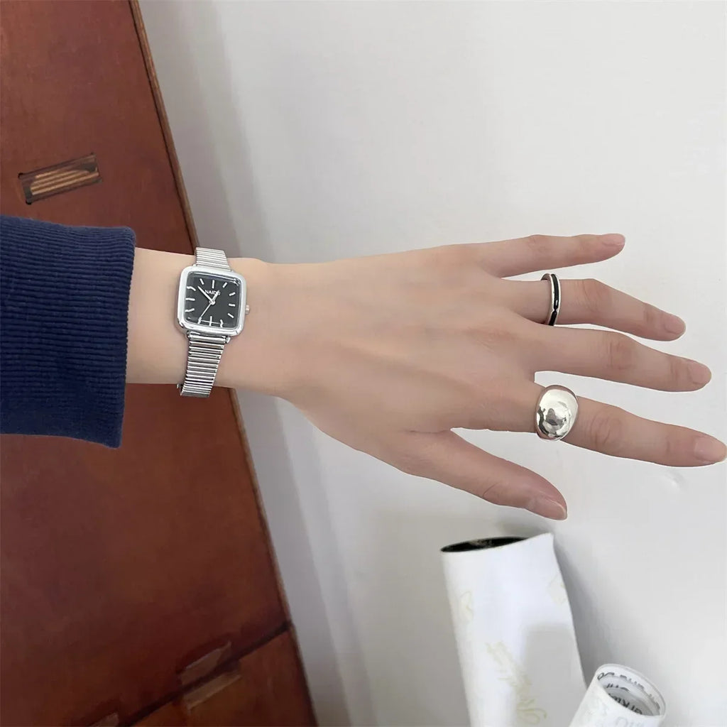 Brand Simple Quartz Watch for Women Retro Luxury Gift Ladies Watches Small Dial Adjustable Stainless Steel Strap Wristwatches