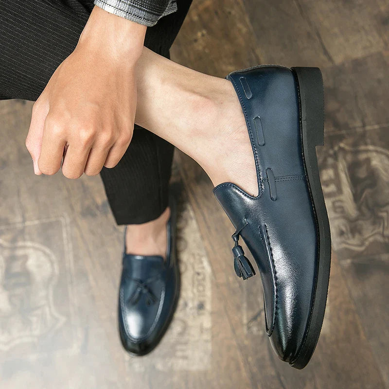 Size:38-46 American Academy Style Fringe Loafers for Men Men's Bottoms Casual Shoes Outdoor Fashion Blue Patent Leather Shoes