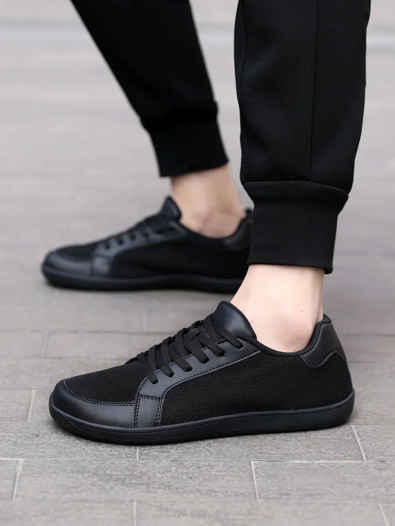 Wide Toe Casual Shoes for Men and Women Barefoot Soft Sole Flats Non Slip Walking Footwear Plus Size Comfortable