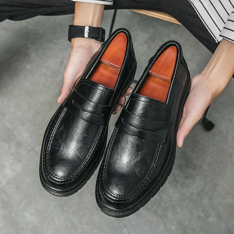 Tassel Loafers Men Platform Thick-soled Formal Business Shoes Slip-on Comfortable Mens Leather Wedding Casual Shoes Oxford Shoes