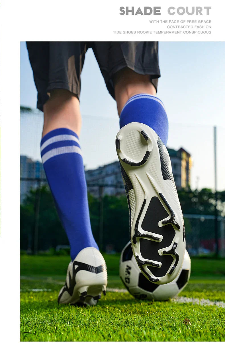 High Quality New Mens Soccer Shoes Society Ultralight Turf Soccer Cleats Kids Sneakers Training Football Boots Chuteira Campo
