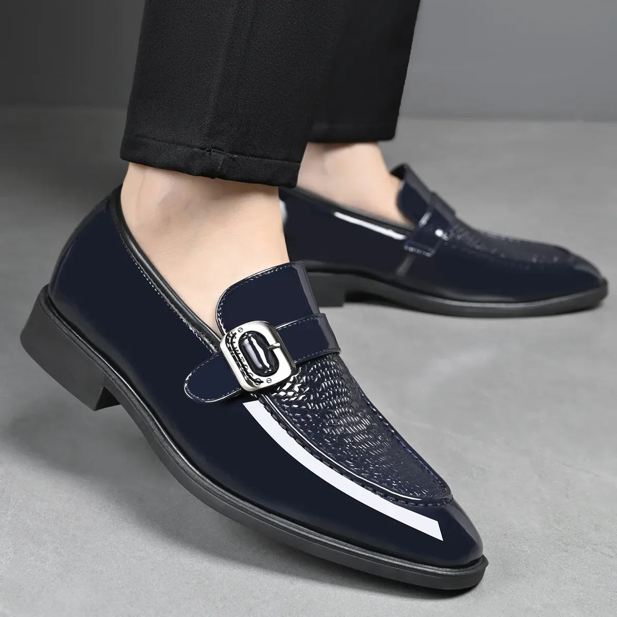 Party Wedding Oxford Footwear New Arrival Leather Men Casual Shoes Office Work Business Shoes Pointed Toe Loafers Brogue Shoes
