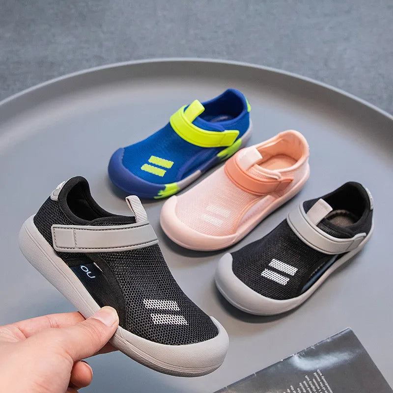 Kids Mesh Sandals Toes capped Boys Girls Summer Casual Shoes Soft Sole Children Fashion Beach Shoes Anti-Slip Wear-resistant