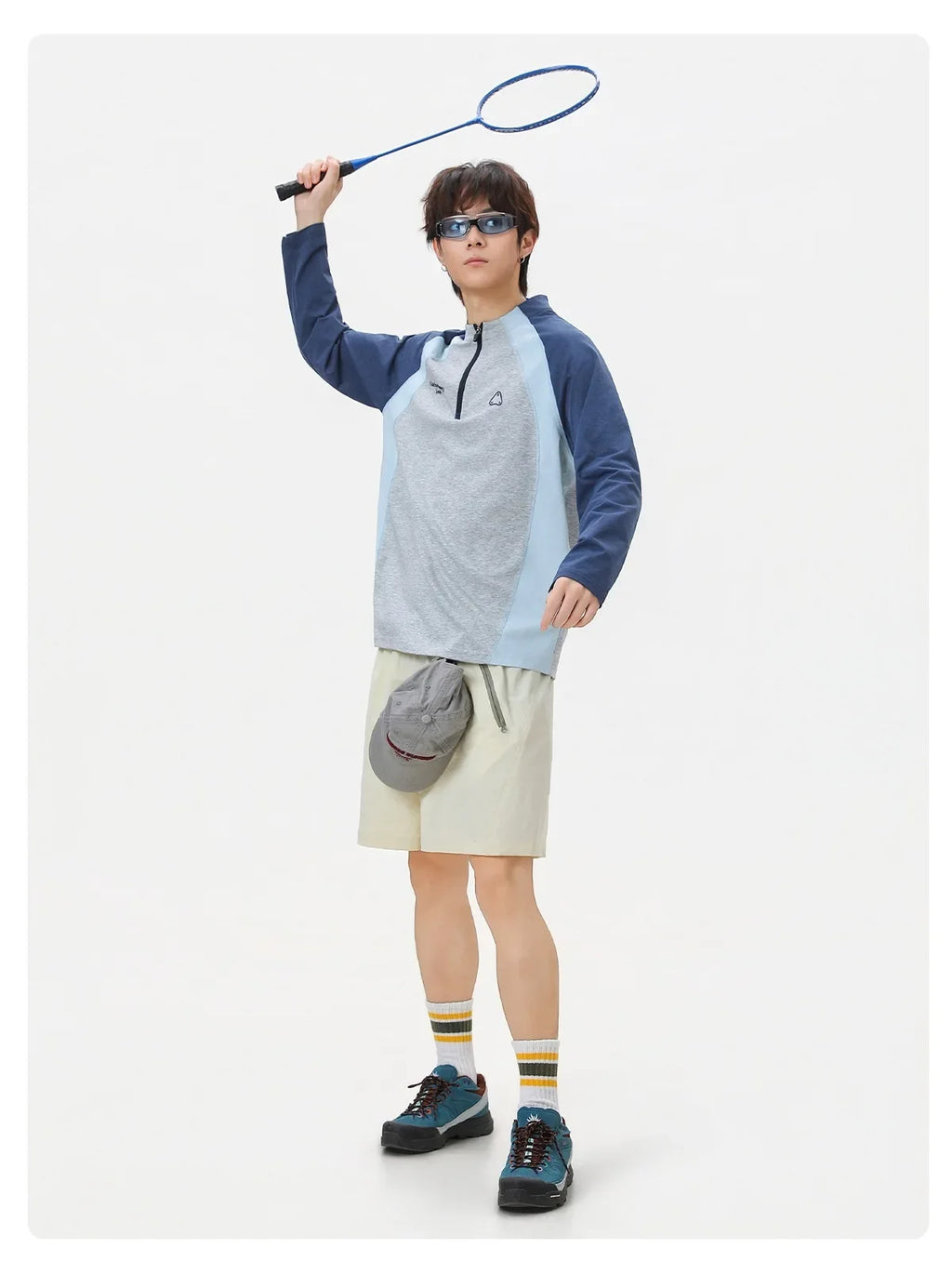 Men's Retro Colorblock Raglan Sleeve Long Sleeve T-Shirt – Loose Fit Half-Zip Athletic Top with Moisture-Wicking Fabric