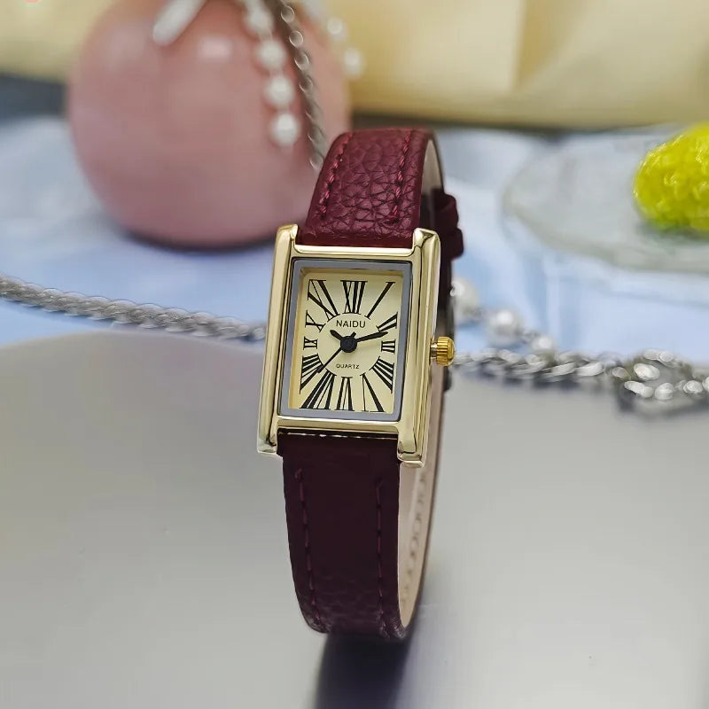 Fashion Women Quartz Wristwatches Simple Leather Strap Roman Dial Women's Watch Luxury Girl Gift Watches Hot Sale Reloj Mujer