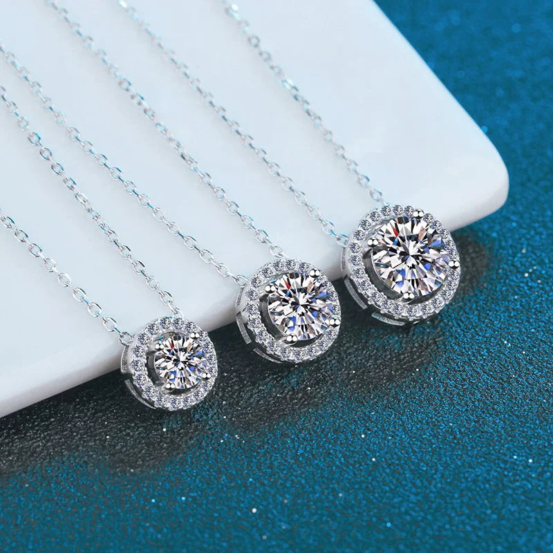 0.3-2.0CT Certified Moissanite Necklace for Women Classic Rond Cut Halo Brilliant Moissanite Pendent 925 Silver Platinum