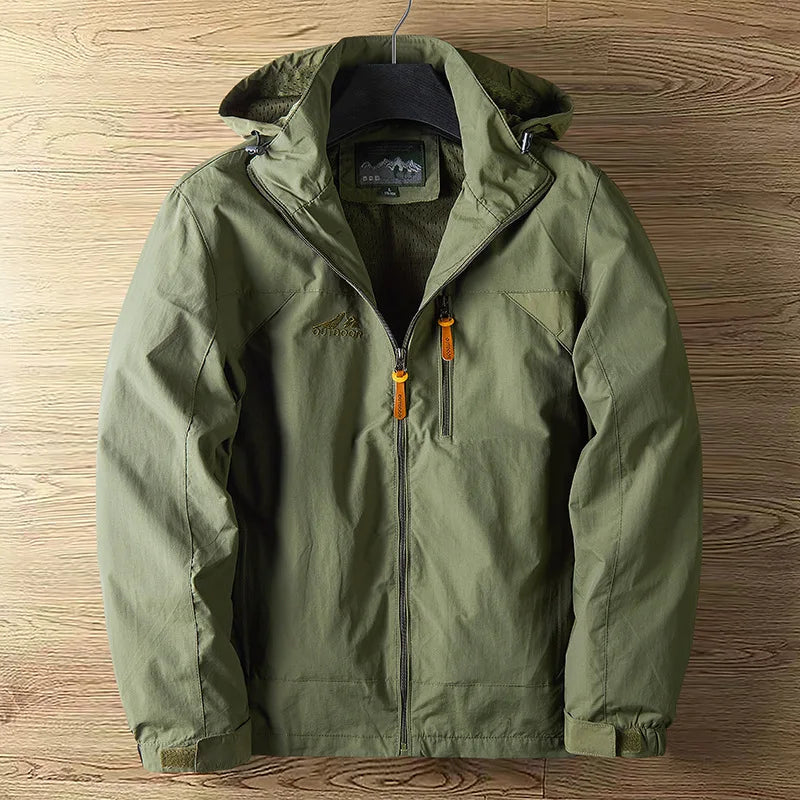 Men's Spring and Autumn Thin Section Punching Jacket Outdoor Jackets Men With Hat Clambing Streetwear Fashion