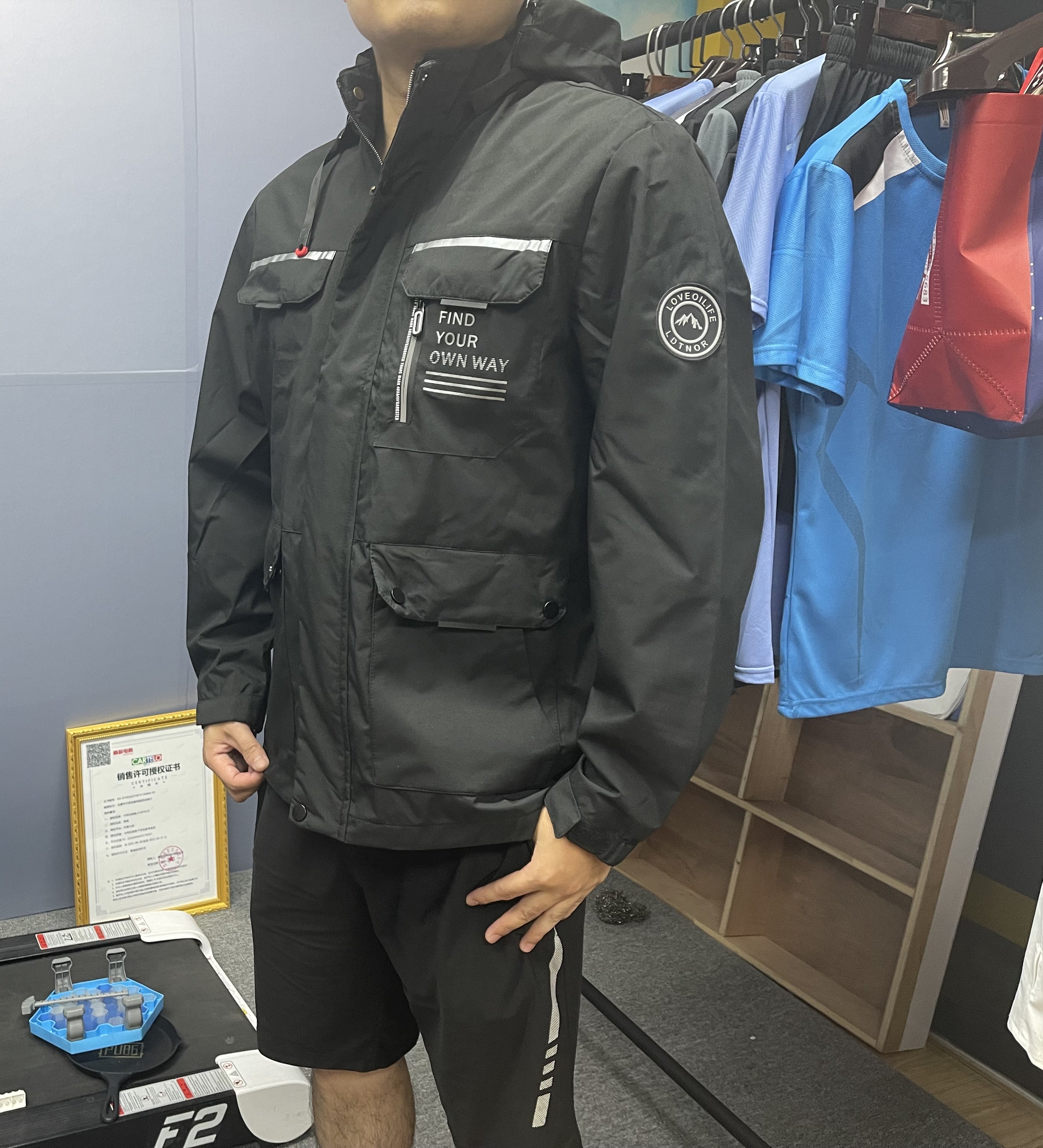 Fashion Men's Casual Windbreaker Jackets Hooded Jacket Man Waterproof Outdoor Soft Shell Winter Coat Clothing Warm Plus Size