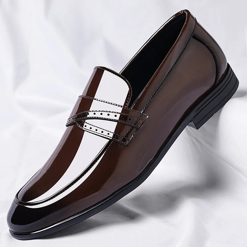 Spring Autumn New Patent Leather Shoes for Men Solid Color Fashion Wedding Shoes Male Low Top Casual Loafers Man
