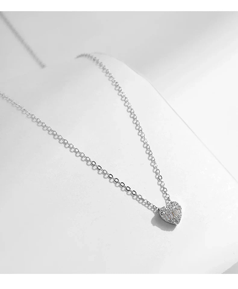 925 Sterling Silver Pave Setting Hearts Sparkling Zirconia Necklace Pendant Classic Romantic Wedding Jewelry For Women
