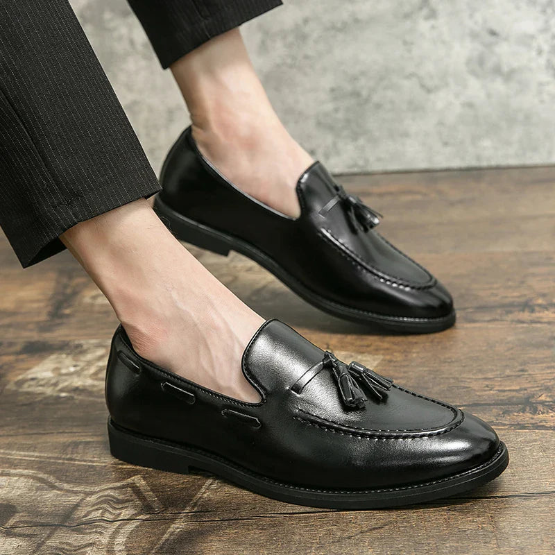 Size:38-46 American Academy Style Fringe Loafers for Men Men's Bottoms Casual Shoes Outdoor Fashion Blue Patent Leather Shoes
